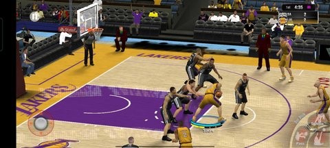 NBA2K15 1.0.0.58 手机版 3